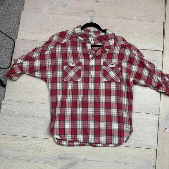 Haute Hippie Red Plaid Henley Pullover Flannel Elbow
Sleeve Top - Picture 1 of 7